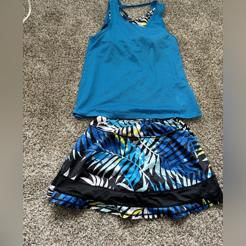 Girls skirt set